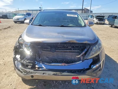 Piąte zdjęcie samochodu w środku: 2014 KIA SPORTAGE EX VIN:KNDPCCAC0E7561863 - miniatura