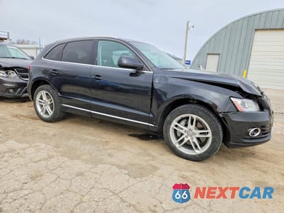 Czwarte zdjęcie samochodu z boku: 2014 AUDI Q5 TDI PREMIUM PLUS VIN:WA1CMAFP6EA123955 - miniatura