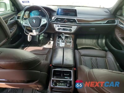 Zdjęcie 8 z 12 samochodu: 2021 BMW 740 I VIN:WBA7T2C02MCG11939 - miniatura