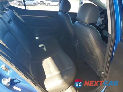 Zdjęcie 10 z 12 samochodu: 2017 HYUNDAI ELANTRA LIMITED VIN:KMHD84LF0HU264546 - miniatura