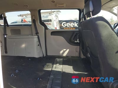 Zdjęcie 11 z 13 samochodu: 2012 DODGE GRAND CARAVAN SXT VIN:2C4RDGCG5CR334225 - miniatura