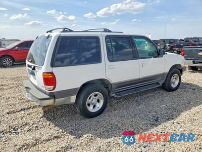 Trzecie zdjęcie samochodu z tyłu: 2000 FORD EXPLORER XLT VIN:1FMZU73E0YZA42232 - miniatura