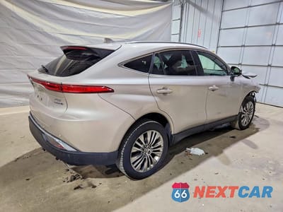 Trzecie zdjęcie samochodu z tyłu: 2021 TOYOTA VENZA XLE VIN:JTEAAAAH0MJ040151 - miniatura