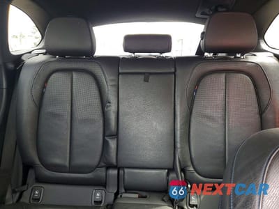 Zdjęcie 10 z 14 samochodu: 2017 BMW X1 XDRIVE28I VIN:WBXHT3C32H5F80132 - miniatura