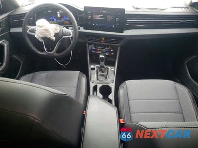 Zdjęcie 8 z 13 samochodu: 2025 VOLKSWAGEN JETTA SE VIN:3VW7X7BU8SM047227 - miniatura