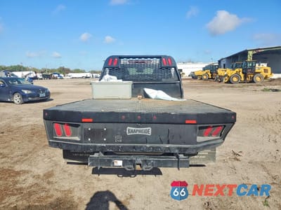 Zdjęcie 6 z 13 samochodu: 2025 CHEVROLET SILVERADO HD FLATBED TRUCK VIN:1GB4KSE7XSF365884 - miniatura