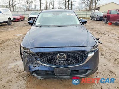 Piąte zdjęcie samochodu w środku: 2022 MAZDA CX-5 PREFERRED VIN:JM3KFBCMXN1557539 - miniatura