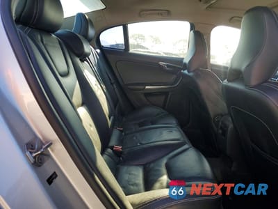 Zdjęcie 10 z 12 samochodu: 2014 VOLVO S60 T5 VIN:YV1612FS1E1280633 - miniatura