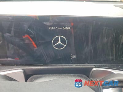 Zdjęcie 9 z 12 samochodu: 2022 MERCEDES-BENZ GLB AMG 35 4MATIC VIN:W1N4M5BB0NW173273 - miniatura