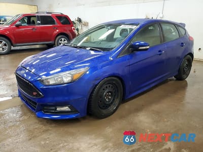 2015 FORD FOCUS ST 1FADP3L96FL274471 - główne zdjęcie licytacji z USA - miniatura