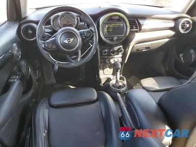 Zdjęcie 8 z 11 samochodu: 2015 MINI COOPER S VIN:WMWXU3C59F2B56854 - miniatura