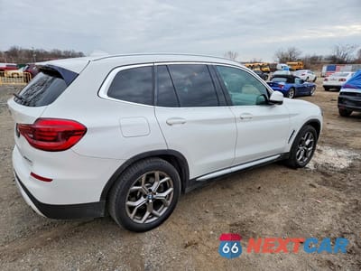 Trzecie zdjęcie samochodu z tyłu: 2021 BMW X3 XDRIVE30I VIN:5UXTY5C00M9F64877 - miniatura