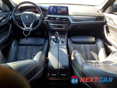 Zdjęcie 8 z 12 samochodu: 2018 BMW 530XE VIN:WBAJB1C52JB084370 - miniatura