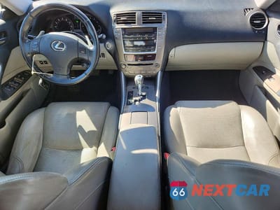 Zdjęcie 8 z 11 samochodu: 2007 LEXUS IS 250 BASE VIN:JTHCK262475015351 - miniatura