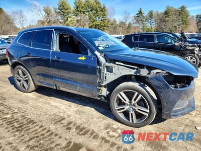 Czwarte zdjęcie samochodu z boku: 2019 VOLVO XC60 T6 VIN:YV4A22RK9K1357492 - miniatura