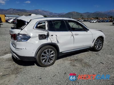 Trzecie zdjęcie samochodu z tyłu: 2019 BMW X3 XDRIVE30I VIN:5UXTR9C50KLE21847 - miniatura