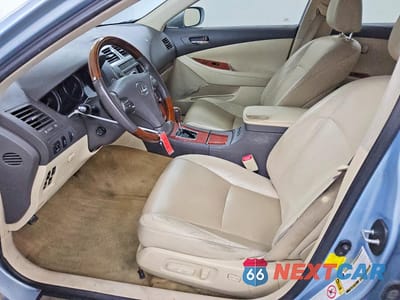 Zdjęcie 7 z 13 samochodu: 2011 LEXUS ES 350 BASE VIN:JTHBK1EG4B2460203 - miniatura