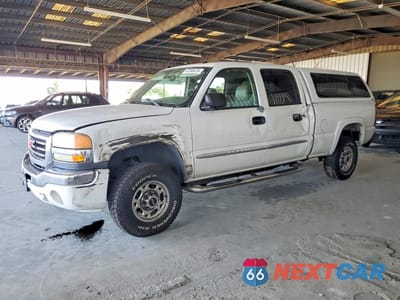 2005 GMC SIERRA K2500 HEAVY DUTY 1GTHK23245F804666 - główne zdjęcie licytacji z USA - miniatura