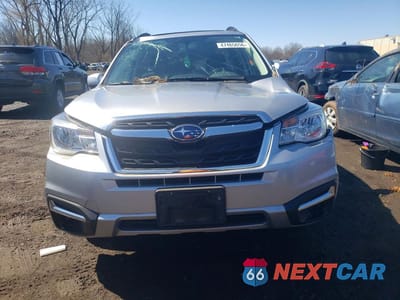 Piąte zdjęcie samochodu w środku: 2018 SUBARU FORESTER 2.5I PREMIUM VIN:JF2SJAEC4JH594093 - miniatura