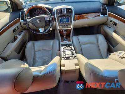 Zdjęcie 8 z 12 samochodu: 2009 CADILLAC SRX VIN:1GYEE437690109934 - miniatura