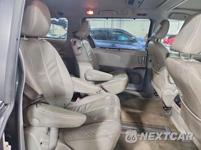 Zdjęcie 11 z 12 samochodu: 2011 TOYOTA SIENNA XLE 8-PASSENGER VIN:5TDYK3DC3BS123763 - miniatura