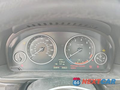 Zdjęcie 9 z 11 samochodu: 2013 BMW 535 XI VIN:WBAFU7C5XDDU73737 - miniatura