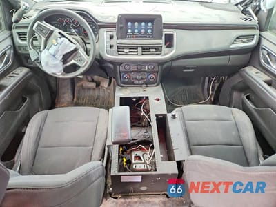 Zdjęcie 8 z 11 samochodu: 2022 CHEVROLET TAHOE C1500 VIN:1GNSCLED2NR245504 - miniatura