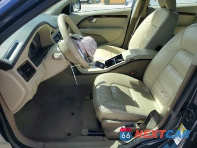 Zdjęcie 7 z 11 samochodu: 2010 VOLVO XC70 T6 VIN:YV4992BZXA1081750 - miniatura