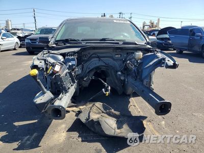 Piąte zdjęcie samochodu w środku: 2027 CHEVROLET SS VIN:6G3F25RW7HL304142 - miniatura