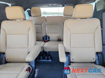 Zdjęcie 10 z 12 samochodu: 2023 CHEVROLET TAHOE C1500 PREMIER VIN:1GNSCSKD4PR343886 - miniatura