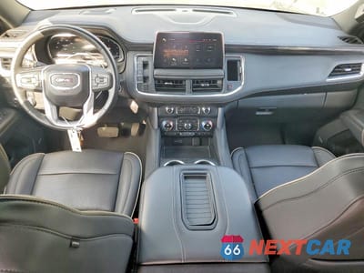 Zdjęcie 8 z 13 samochodu: 2024 GMC YUKON XL C1500 SLT VIN:1GKS1GKD5RR243721 - miniatura