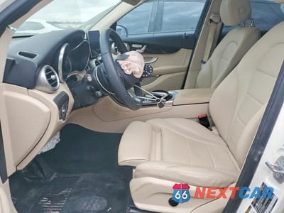 Zdjęcie 7 z 13 samochodu: 2017 MERCEDES-BENZ GLC 300 VIN:WDC0G4JB2HV010119 - miniatura