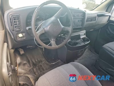 Zdjęcie 8 z 13 samochodu: 2002 CHEVROLET EXPRESS G3500 VIN:1GCHG39R521143265 - miniatura