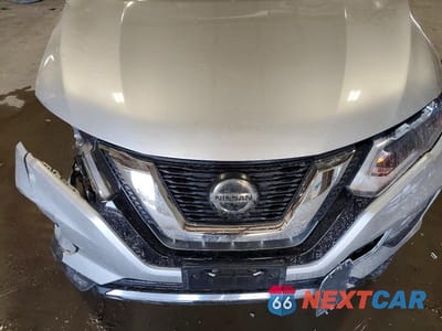 Zdjęcie 12 z 12 samochodu: 2018 NISSAN ROGUE S VIN:KNMAT2MV1JP580283 - miniatura
