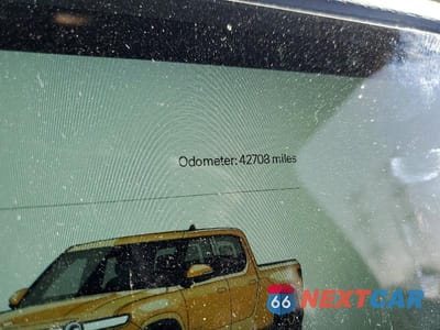 Zdjęcie 9 z 13 samochodu: 2023 RIVIAN R1T ADVENTURE VIN:7FCTGAAA6PN023991 - miniatura