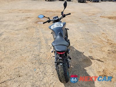 Czwarte zdjęcie samochodu z boku: 2023 YAMAHA MT09 VIN:JYARN71E3PA005625 - miniatura