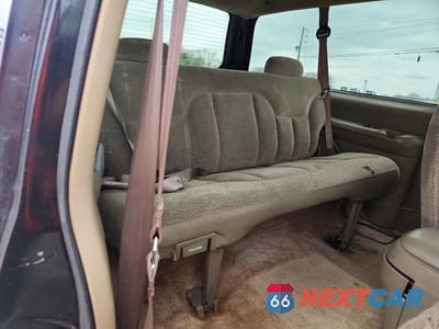 Zdjęcie 11 z 13 samochodu: 1997 GMC YUKON VIN:3GKEK18R0VG514012 - miniatura