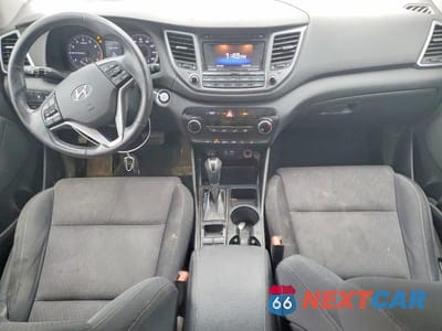 Zdjęcie 8 z 12 samochodu: 2017 HYUNDAI TUCSON SPORT VIN:KM8J3CA29HU267814 - miniatura