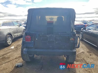 Zdjęcie 6 z 12 samochodu: 2004 JEEP WRANGLER / TJ SPORT VIN:1J4FA49S84P801236 - miniatura