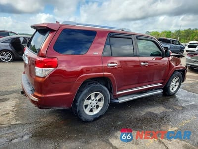 Trzecie zdjęcie samochodu z tyłu: 2010 TOYOTA 4RUNNER SR5 VIN:JTEZU5JR6A5008125 - miniatura
