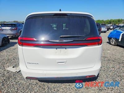 Zdjęcie 6 z 12 samochodu: 2024 CHRYSLER PACIFICA TOURING L VIN:2C4RC1BG2RR151777 - miniatura
