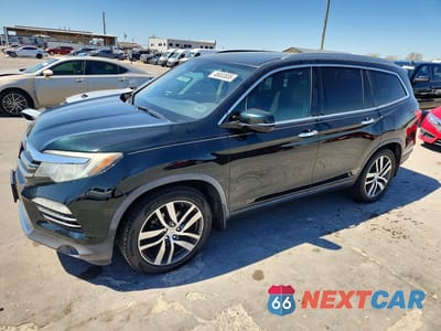 2017 HONDA PILOT TOURING 5FNYF5H99HB029835 - główne zdjęcie licytacji z USA - miniatura