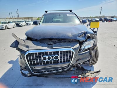 Piąte zdjęcie samochodu w środku: 2017 AUDI Q5 PREMIUM PLUS VIN:WA1L2AFP1HA036958 - miniatura
