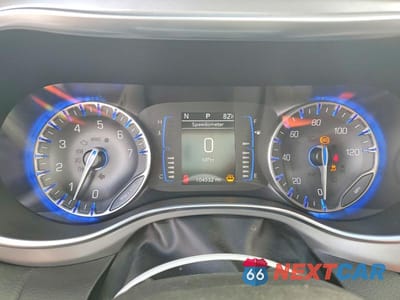 Zdjęcie 9 z 12 samochodu: 2019 CHRYSLER PACIFICA TOURING PLUS VIN:2C4RC1FG1KR733062 - miniatura