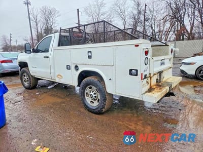 Drugie zdjęcie samochodu z przodu: 2018 CHEVROLET SILVERADO C2500 HEAVY DUTY VIN:1GB0CUEG8JZ130565 - miniatura