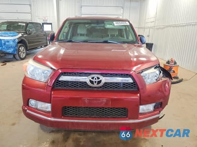 Piąte zdjęcie samochodu w środku: 2013 TOYOTA 4RUNNER SR5 VIN:JTEBU5JR9D5131973 - miniatura