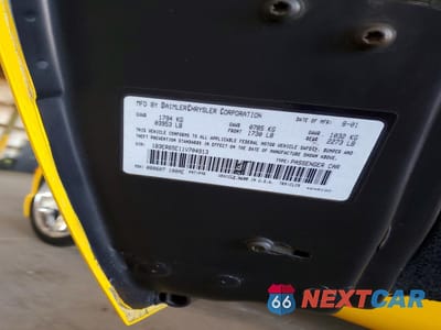 Zdjęcie 12 z 12 samochodu: 2001 DODGE VIPER RT-10 VIN:1B3ER65E11V704913 - miniatura