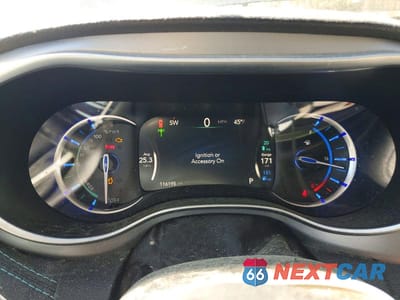 Zdjęcie 9 z 12 samochodu: 2018 CHRYSLER PACIFICA HYBRID LIMITED VIN:2C4RC1N76JR144881 - miniatura