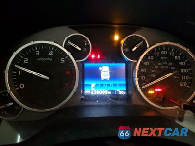 Zdjęcie 9 z 12 samochodu: 2017 TOYOTA TUNDRA SR5 VIN:5TFUY5F19HX594730 - miniatura