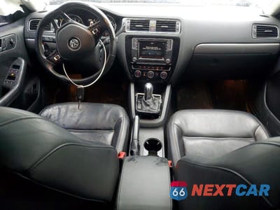 Zdjęcie 8 z 11 samochodu: 2017 VOLKSWAGEN JETTA SEL VIN:3VWL17AJ1HM351189 - miniatura